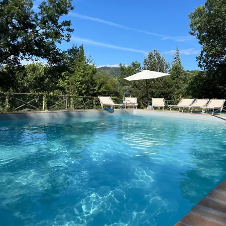 Cresci Con Piscina Apartment