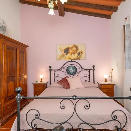 Apartment Cresci Con Piscina Sassetta